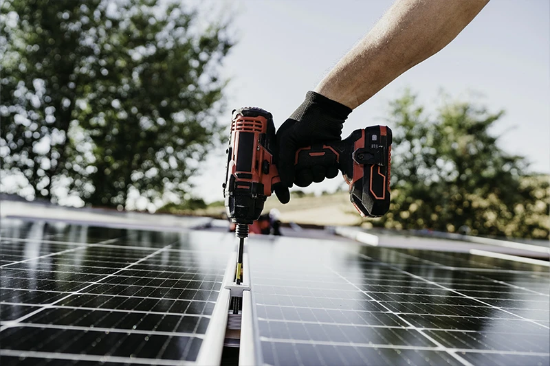 PV-Montage und Installation von Photovoltaik-Anlagen